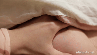 杏子姐弟剧情熟睡姐姐被弟弟把玩 完整版6:13（超清）